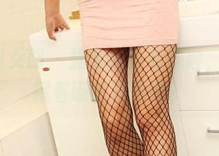 3Agirl女郎 – 盈盈的白嫩探险，图包里藏着哪些资源呢？