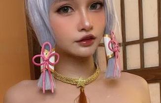 uc你姓Azami的美脚图片，让人直呼‘不好意思’！