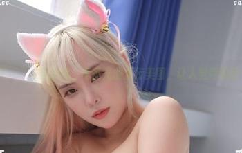 Dami(퀸다미)穿丝袜，无圣光的流行美图，让人觉得眼前一亮。