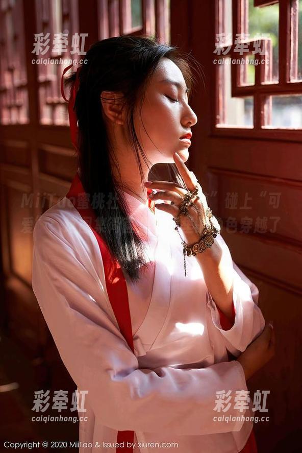 MiiTao蜜桃社 - 当“李梦婷”碰上“可爱”：这图集简直是童话里的角色穿越了！