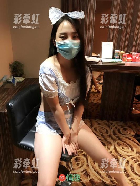 ROSI口罩 用心拍的ROSI泳装全套图包,谁说只有水里才好呢。