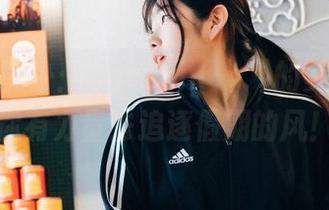美图怎能少：Sonson(손손)的美足，让你有力量去追逐假期的风！