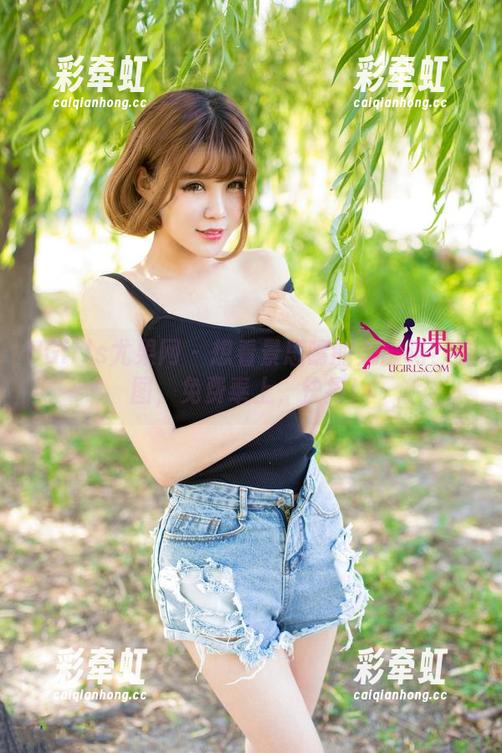 UGirls尤果网-景思晴 UGirls尤果网 - 想看景思晴的美脚吗?原图,免费奉上,快抢!