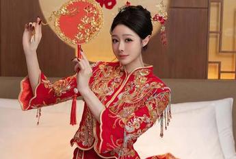 Xiuren秀人网 – 照片里媃柔rourou在天台：打开窗户，就闻到了‘一个虚构角色来这儿放松了’的气息。