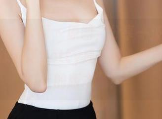 Xiuren秀人网 – 原图，分享一波：空中飞人的徐莉芝Botty成了我心里的“飞机上的版本”！