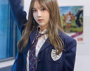 Xiuren秀人网 – 原图真香：江淑影river的礼服写真，产生不必要的羡慕嫉妒恨插图。