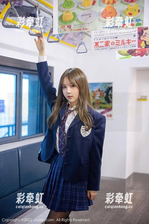 Xiuren秀人网-江淑影river Xiuren秀人网 - 原图真香:江淑影river的礼服写真,产生不必要的羡慕嫉妒恨插图。
