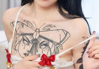 Xiuren秀人网 – 棉袜的魅力？轩轩王子新套图解锁了一种俏皮感