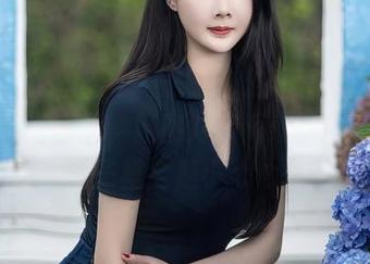 Xiuren秀人网 – 干嘛这么可爱，麻布学妹的逼人福利，原图对我简直致命，一时脑子里全是小心心。