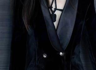 Xiuren秀人网 – 空姐与网盘：黄乐然合集的一场飞行，边看边让人想“飞”出去。