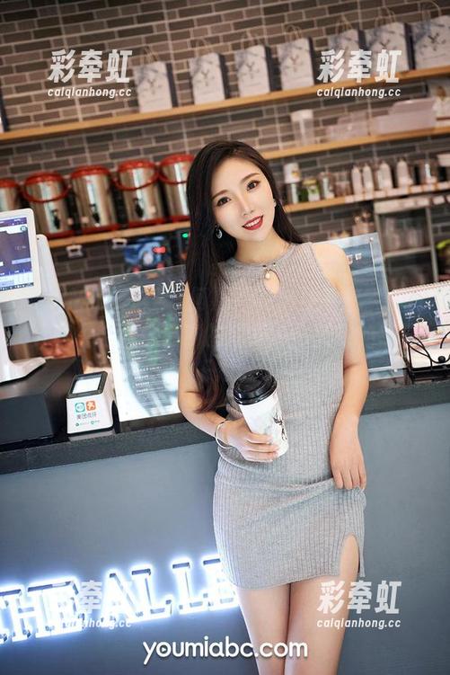 YouMi尤蜜荟 - 何嘉颖的这件毛衣，图片分享中我能体会到的就是……美好的冬日午后。