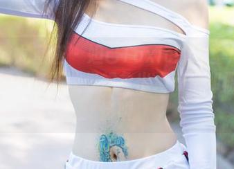 YouMi尤蜜荟 – 妲己Toxic的比基尼套图，资源内容能让你想象出海浪声和椰子树影喔