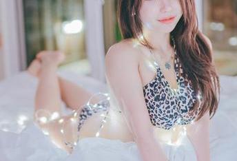 套图更新：Zzyuri的衬衫Vol.2，推荐给所有爱喝水的小白兔们！（啥意思）