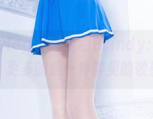 beautyleg – 眼镜和Brindy：何止阅读，更多的是一种瞥见的欲望。
