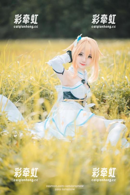 兔女郎+初音=sally多啦雪的写真福利，谁能抵挡！