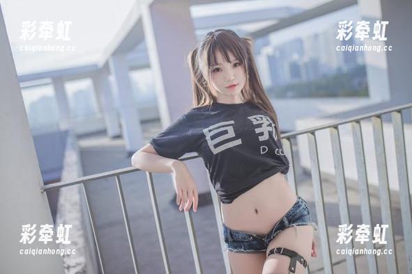 yoko夏宅学姐的在线合集：宅家也能拍出“脑洞大开”摄影集！