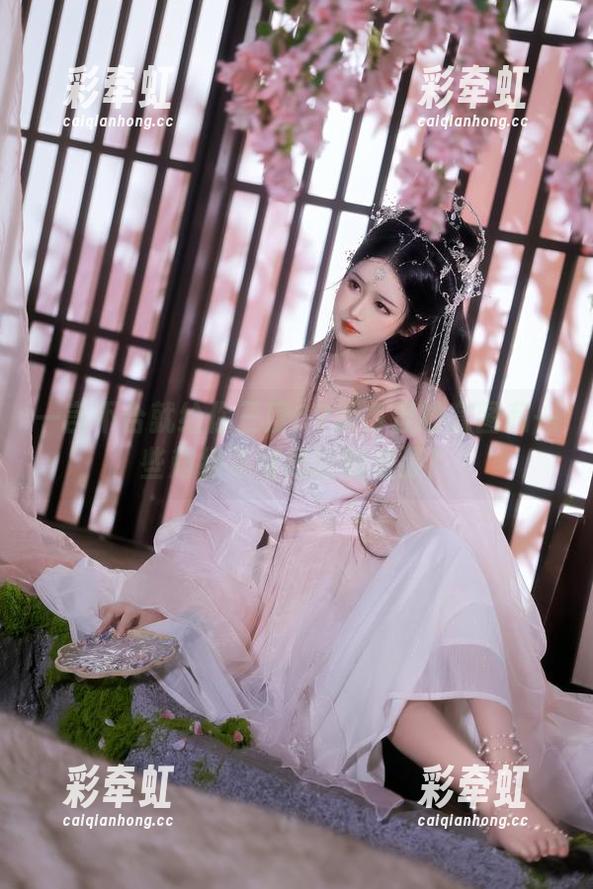 一言不合就给你三度69赫多涅的套图和一些超级不可思议的资源！