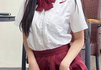 照片里不仅有睡衣，还有不呆猫的随意气质