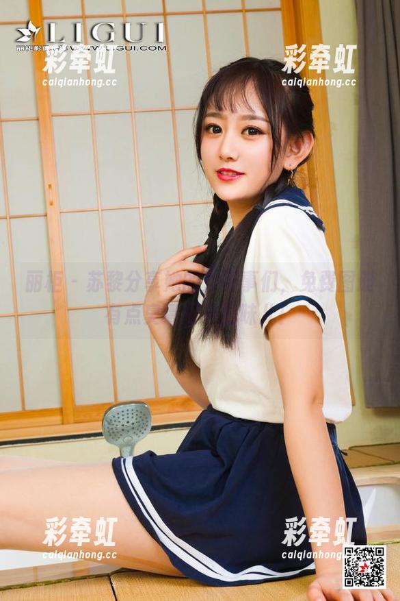 丽柜 - 苏黎分享她的女同事们，免费图册有点臭氧层外的味儿！