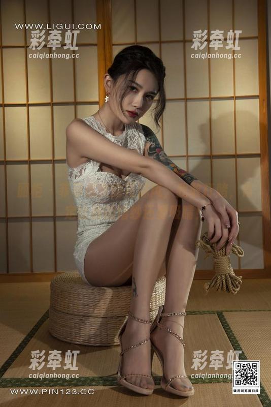 丽柜 - 菲菲这次的花嫁风，我敢打赌，肯定比我的婚纱还要吸睛！