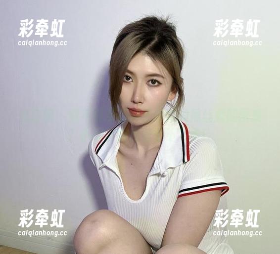 乙醇子 微密圈 - 敢不敢看乙醇子最新的黑丝秀腿图集?小心你的目光停不下来!