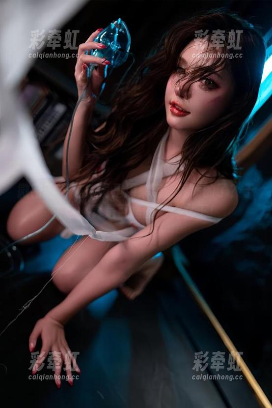 微密圈 - 这眼镜是用来增添气质的了？于芷晴，真是百搭的写真女王！