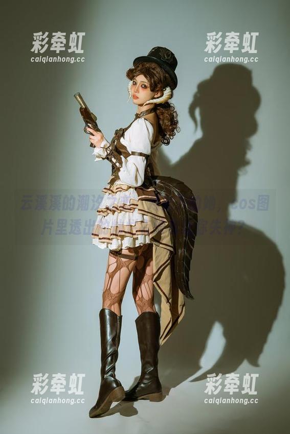 云溪溪的潮汐之恋，月光下的她，cos图片里透出的灿烂有没有让你失神？