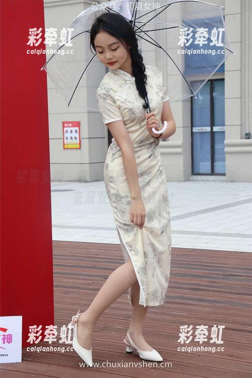 初夏女神-双双 初夏女神 - 美图更新未完工,资源收藏先来双双女王的战场!