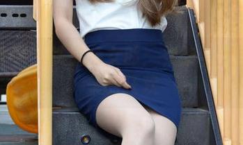 初夏女神 – 铁血兔女郎：柒柒与无圣光图集的狂欢