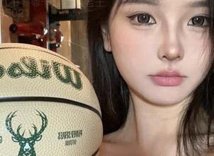 微密圈 – 卡通百科老王的豹纹写真，下载后你可能会想做豹