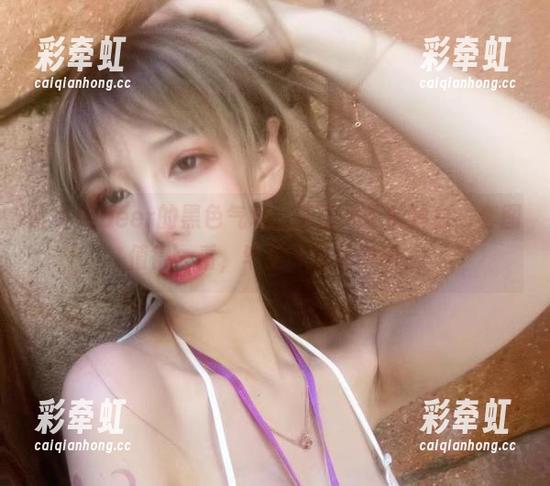 啾小妍Deer的黑色气场，无圣光后的独白，套图值得一看，毕竟大家好奇嘛。
