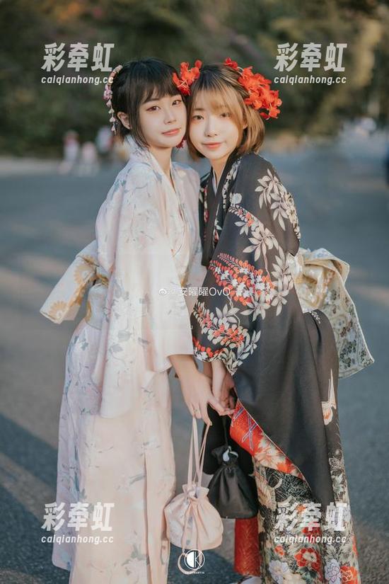 最新写真集，安曜曜的女友们来袭，不知道你会选哪个？