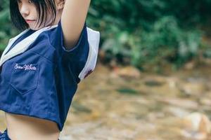 小野妹子w这次的夏天主题，cos真心给力，感觉我也想变成夏日的猫咪在沙滩上翻滚一会儿。