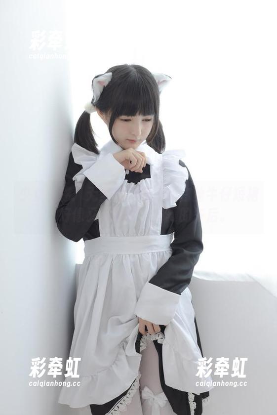 少女秩序 少女秩序:无圣光下的过膝白丝牛仔短裙,好像又回到那个初夏的午后。