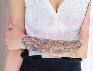 尤果网爱尤物 – 看！孟十朵的泳装写真，水中游动，脑海里乱七八糟…置身其境真爽