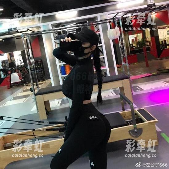 左公子666 微密圈 - 左公子666最新图包:6.5嘉宾,恍惚中发现,眼神比我吃的还饱!