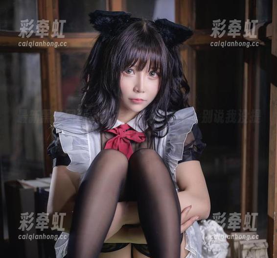 最新黑丝图册：抱走莫子aa来了，别说我没提醒你！