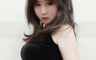 是依酱呀秘书写真，寸土寸金的诱惑