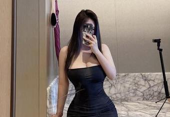 微密圈 – 用美腿展现个性，私房里的是可馨耶有点不一样！