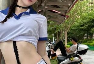 微密圈 – 一场是小逗逗的私房旅拍，原图又让我不小心联想到那些“尴尬”的时刻…