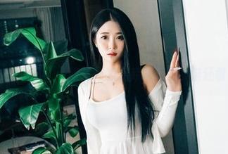 一如普美Bomi(보미)般张扬的死库水套图，谁还敢看别的？