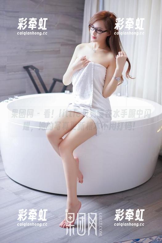 果团网-little贝壳喵 果团网 - 看!little贝壳喵在水手服中闪耀,她的写真更新根本不用打码!