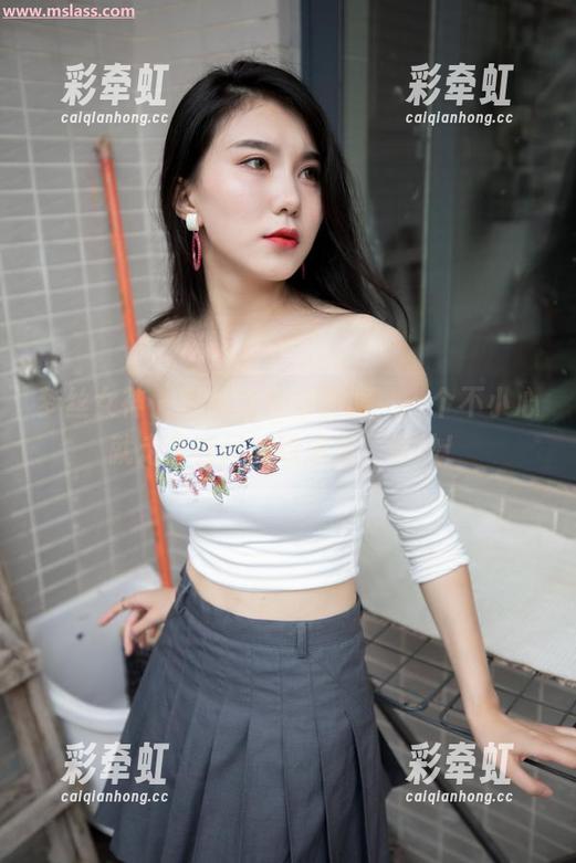 梦丝女神 - 私拍魏婷婷和服，一个不小心就走失在风的味道里，奇妙！