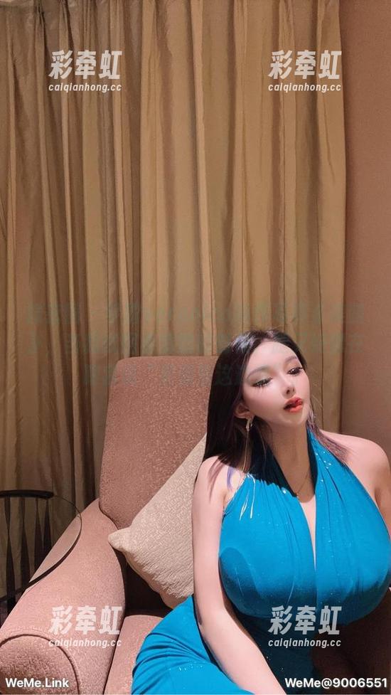 梦露veronica 微密圈 - 梦露veronica新作写真《美腿》,当我试图看清脸的时候,腿又好像在跟我说“更侧重这边哦”。
