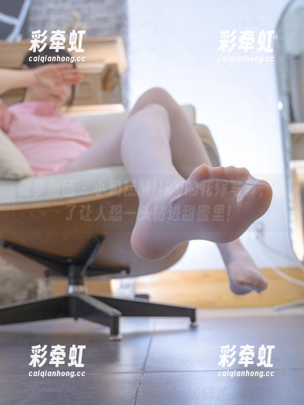 森萝财团-小奶糕Milky 森萝财团 - 小奶糕Milky的花嫁写真,看了让人想一头钻进甜蜜里!