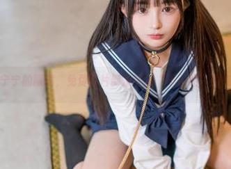 樱井宁宁的眼镜，免费图片倒是带点“不正经”的气息！