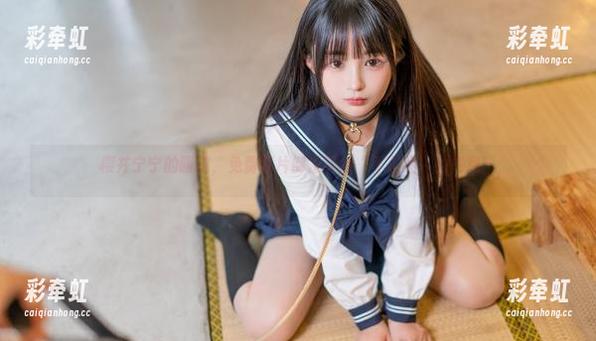 樱井宁宁的眼镜，免费图片倒是带点“不正经”的气息！