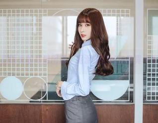 一本挑剔眼光的高清图册，泥泥汝空姐造型真不带妥协的