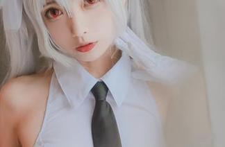 高清女巫写真，清颜真德秀的魔力在发散，准备接招！