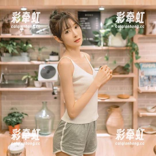 俏皮一点儿，王羽杉的黑丝图包，保证让你想多了